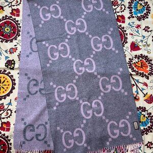 Gucci Pink and Gray monogram scarf | cashmere